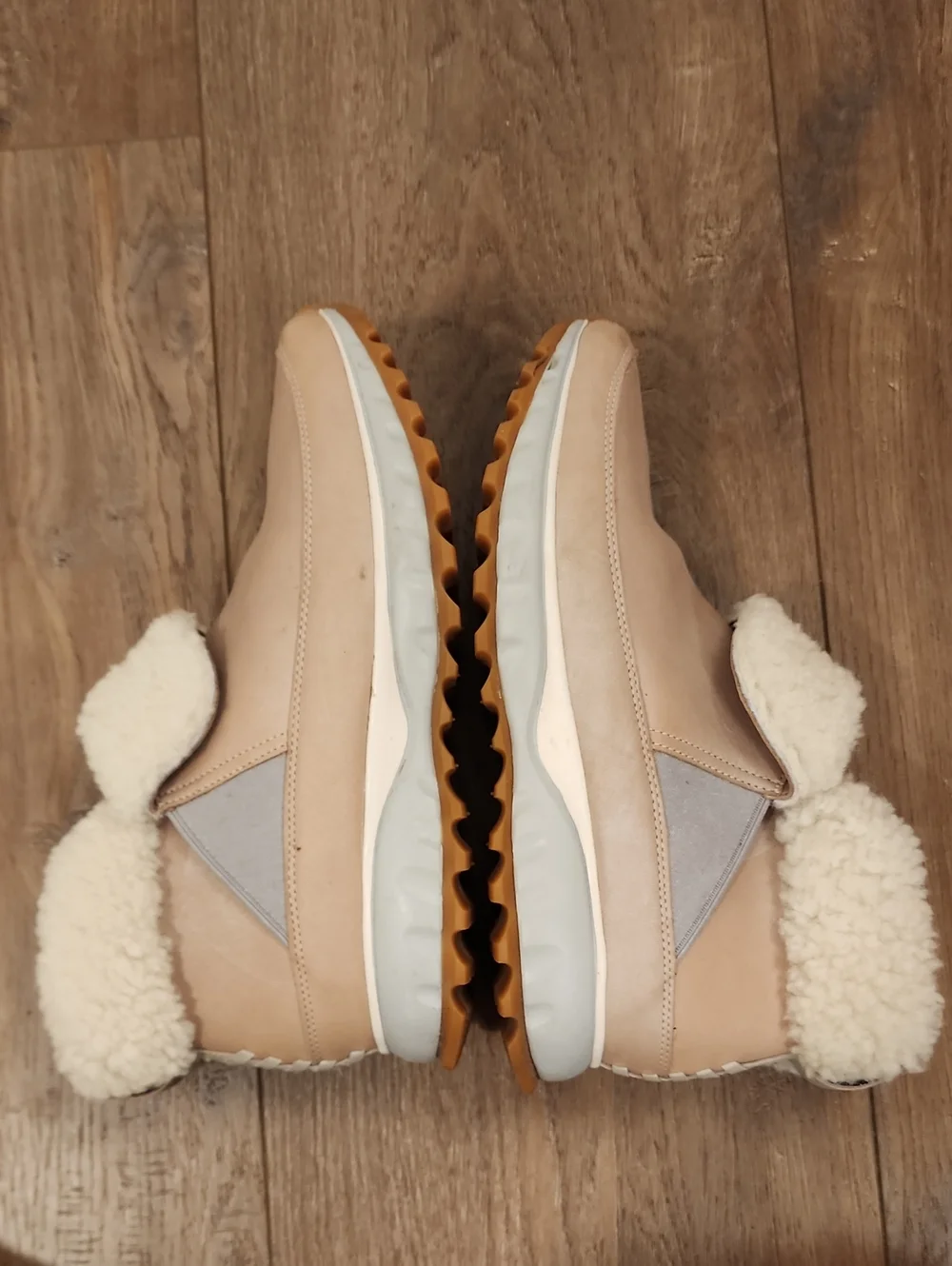 Cole Haan Grand Explore Waterproof Hiker Boots Tan Silver Women's size 8